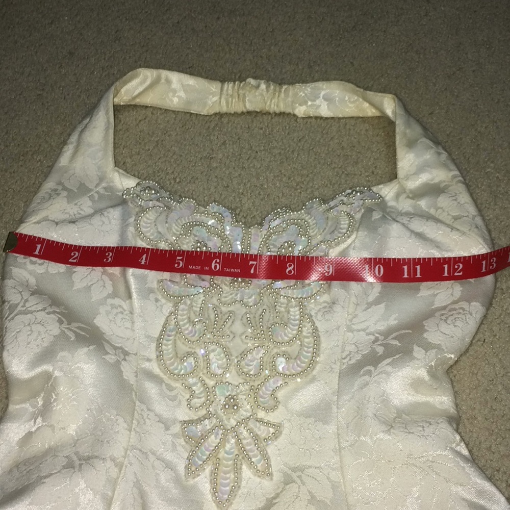 Ivory Halter Dress - Picture 6 of 7